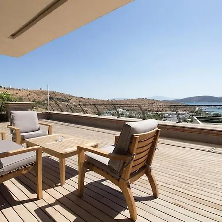 别墅 Glamorous With A Pool And Panoramic Sea View *
